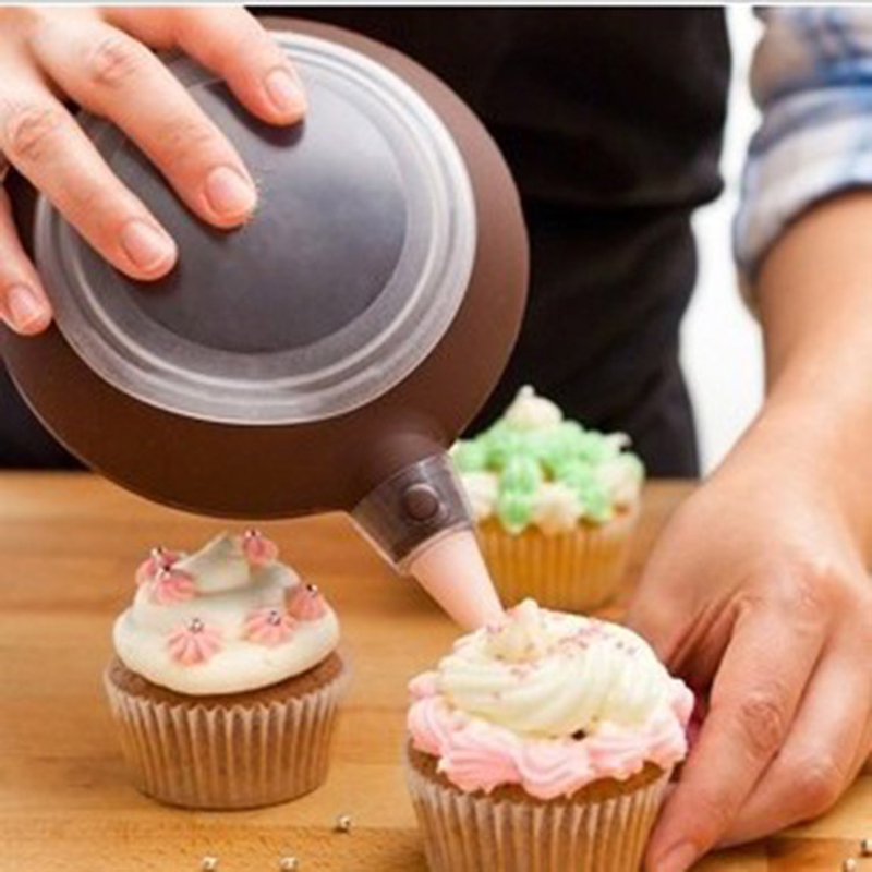 シリコンマカロン型 ベーキングポット 製菓ケーキ マフィン  - Kitchen Set Bakery のレビューと価格